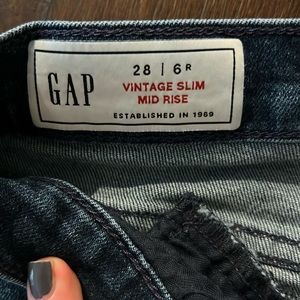 Gap Vintage Slim Jeans - Size 6/28